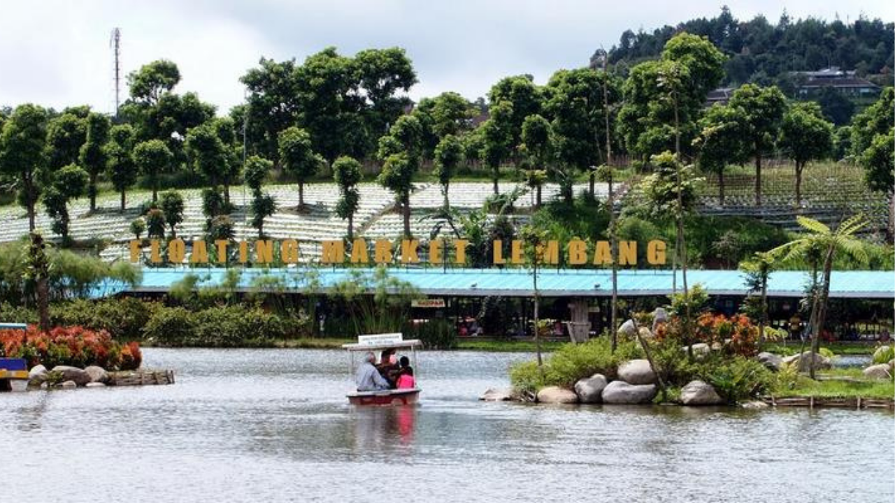 Lembang Floating Market: Destinasi Belanja dan Kuliner di Atas Air