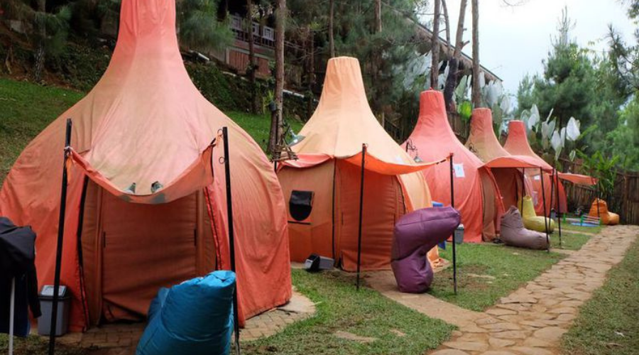 area camping dengan fasilitas lengkap  di the lodge maribaya