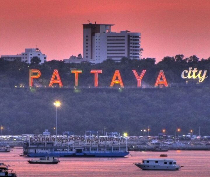 Regular Tour Bangkok Pattaya 4D 3N - kilikiliadventure.com