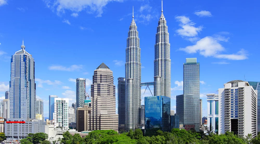  Menara Kembar tempat ikonik Malaysia