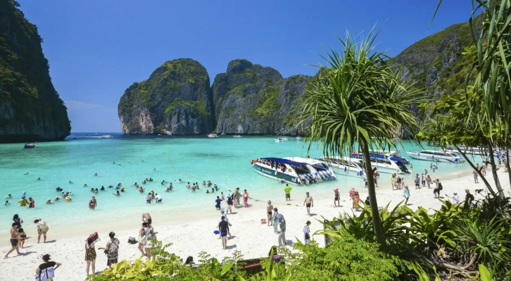 Phi Phi Islands, Thailand - wisata asia tenggara - kilikili adventure