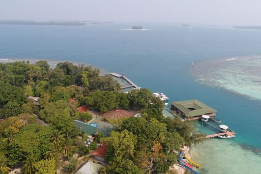 paket wisata pulau putri - raja wisata