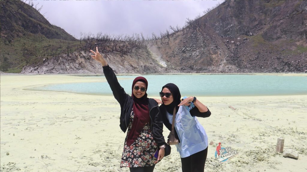 kawah putih - wisata ciwidey - kilikiliadventure.com