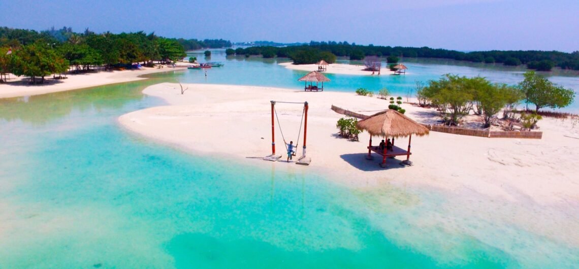 paket perjalanan pulau pari