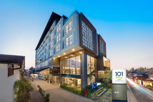 2D1N Meeting Packages 1O1 STYLE Yogyakarta Malioboro