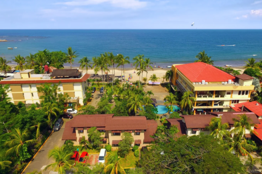 Kegiatan CSR perusahaan di kawasan pantai Anyer