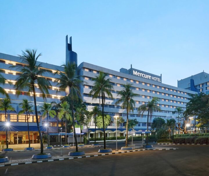 Paket outing kantor di hotel Ancol – program team building dan gathering perusahaan dengan fasilitas lengkap tepi pantai Jakarta.