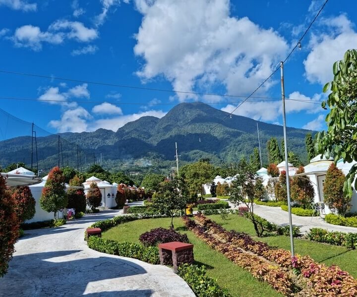 Sesi sound healing yang menenangkan untuk seluruh anggota keluarga