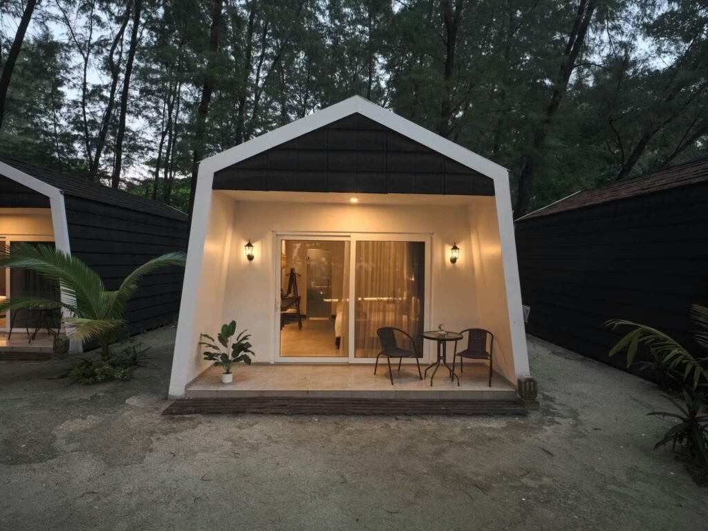 private-cabin-batu-merah-resort