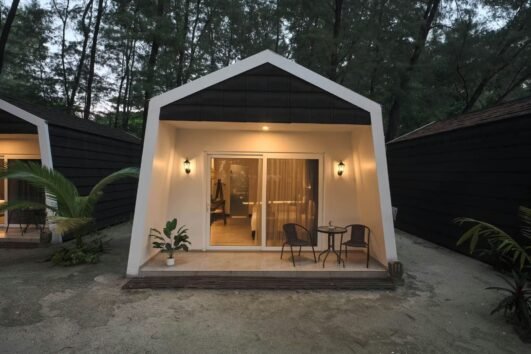 private-cabin-batu-merah-resort