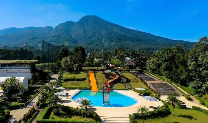 Kegiatan team building 1 Day di The Highland Park Resort Bogor bersama Kili Kili Adventure untuk membangun kerja sama dan kekompakan tim