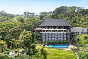 Kegiatan 1 Day Team Building Mercure Hotel & Resort Cibadak bersama Kili Kili Adventure untuk membangun kekompakan tim.
